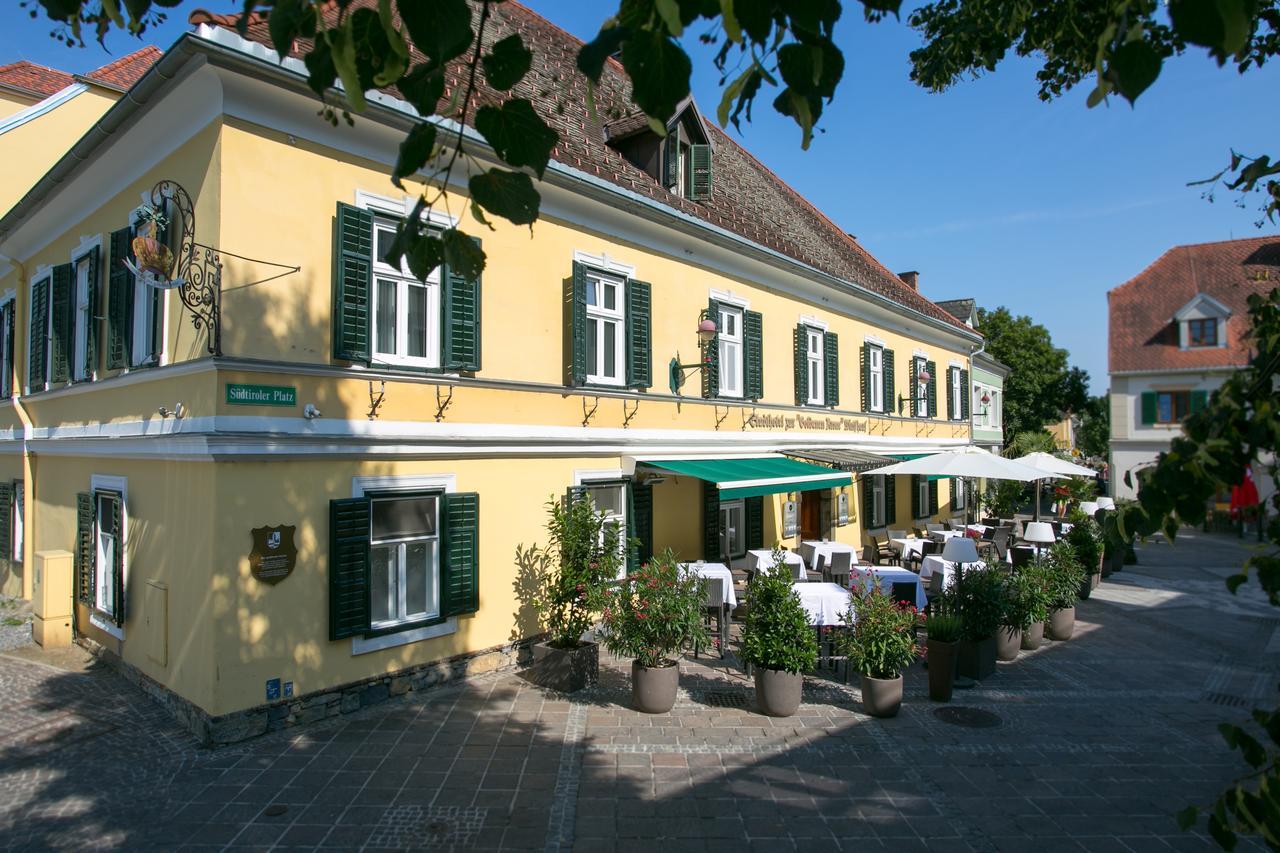 Stadthotel Zur Goldenen Krone Weiz Dış mekan fotoğraf
